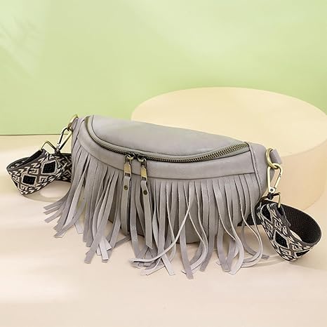 Fanny Packs for Women Fringe Purse Leather Chest Bag Waist Bag Casual Crossbody Bag with Zipper Pockets Travel Festival Sports Hiking Running